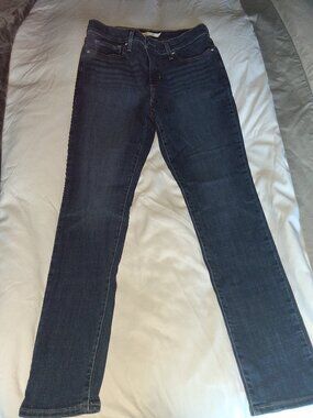 Brand New Levi 311 Shaping Skinny Jeans Size 29